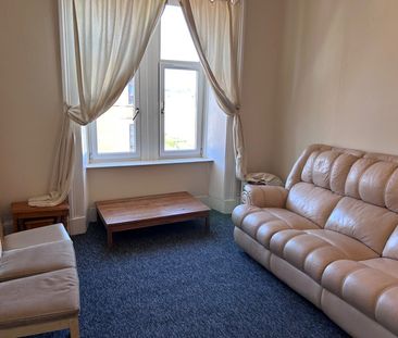 2 Bed Flat, Allison Street, G42 - Photo 1