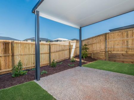 3 BEDROOM TOWNHOUSE AVAILABLE FOR $580 PER WEEK WITH AN INCREASE TO $600 PER WEEK FROM 19/02/2026 - Photo 2