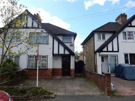 Harvey Road, Uxbridge, UB10 - Photo 5