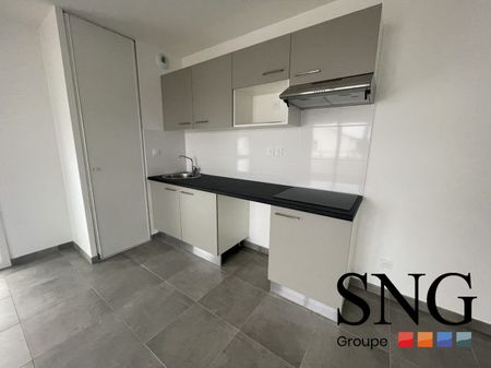 T3 AVEC BALCON ET PARKING - Photo 4