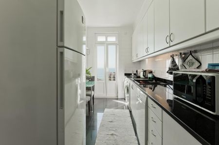 3 Bedroom Apartment with garden, Monte Estoril, Cascais - Photo 3