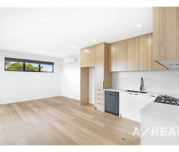 Modern Living in the Heart of Heidelberg West - Photo 4