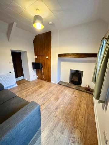 2 bedroom bungalow to rent - Photo 2