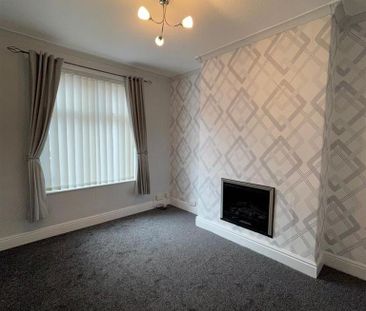 2 bedroom terraced house to rent - Photo 6