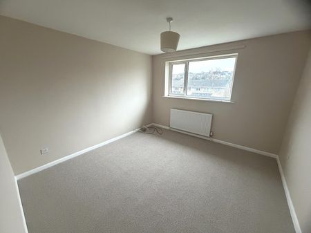 17 Windermere Avenue, S18 - Photo 3