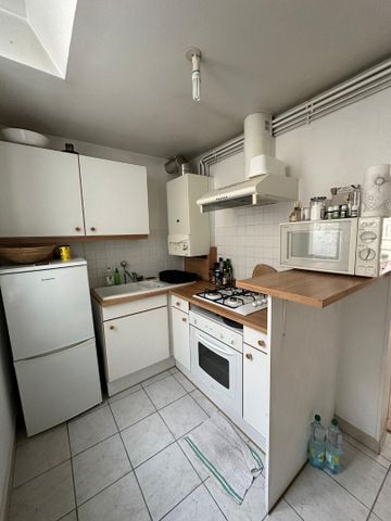 Location Appartement 1 pièce 29m² - Photo 3