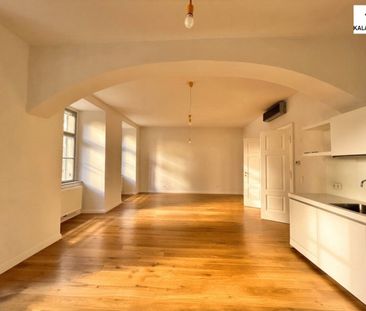 360 TOUR // LUXUSWOHNUNG IN BAROCKMEIERHAUS - Photo 2