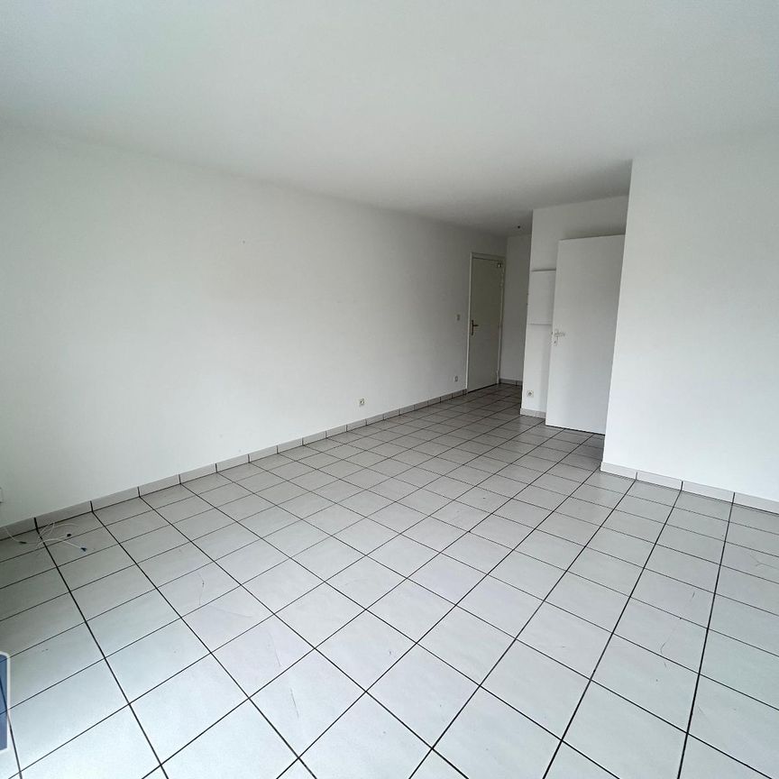 Location Appartement 2 pièces 48m² TARBES 65000 - Photo 1