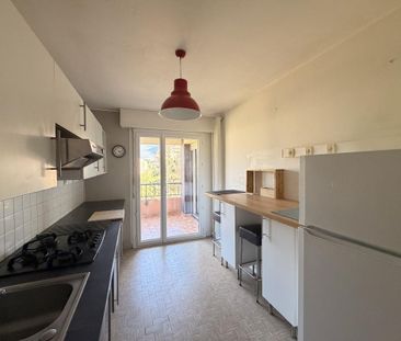 Location Appartement 3 pièces Meublé 70m² BARBERAZ 73000 - Photo 5