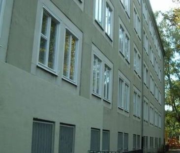 Gute Anbindung an den ÖPNV! - Photo 4