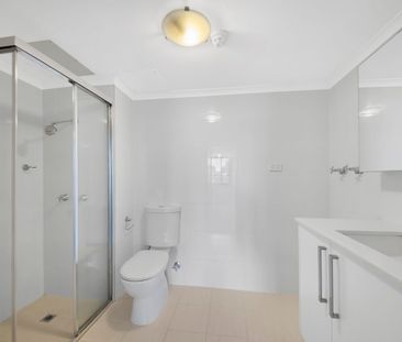 Spectacular Harbour & City Views in a Prestigious Potts Point Address - Photo 6