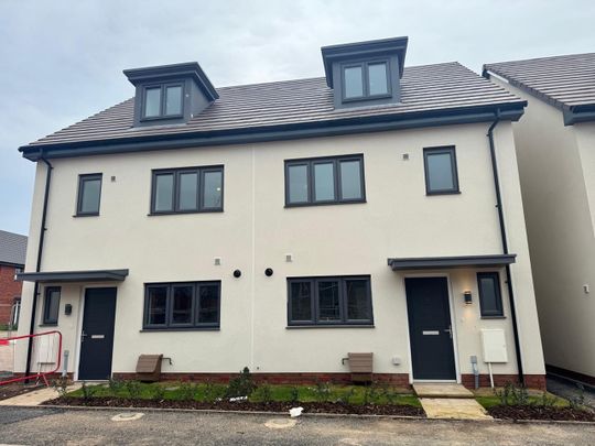4 Bed Detached House, Tibaldston Road, BS34 - Photo 1