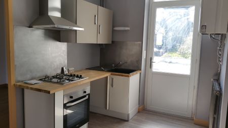 Location Appartement 3 pièces 78m² - Photo 3