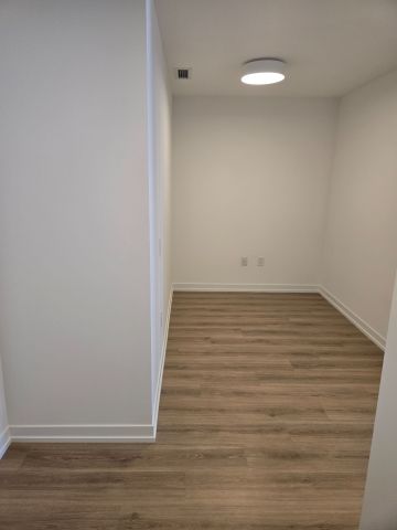 For Lease - 2485 Eglinton Avenue Unit# 615, Mississauga, Ontario - Photo 3