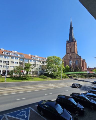 Trzy pokoje z balkonem widok na Katedrę ! - Photo 4