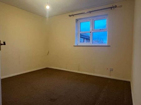 Shafter Road, Dagenham, RM10 - Photo 4