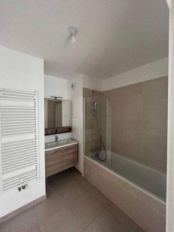 location Appartement T3 DE 69.7m² À BOBIGNY - Photo 4