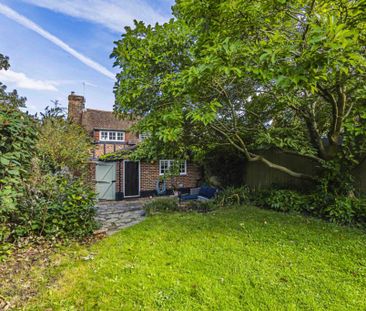2 bed Semi Detached House for rent - Photo 4