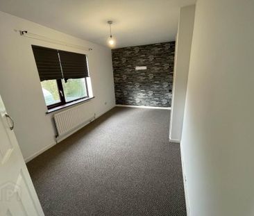 25 Torr Gardens, Larne, BT40 2JH - Photo 6