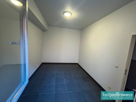 Comfortabel wonen nabij het station van Zottegem - Photo 2