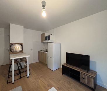 Location Appartement 2 pièces 32m² - Photo 4