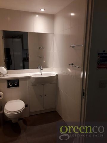 Studio to rent - Photo 3