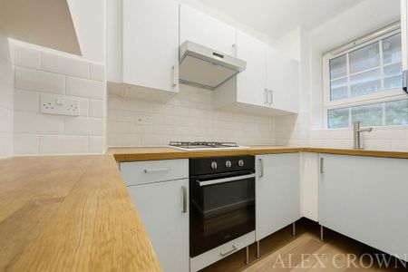 2 bedroom flat to rent - Photo 3