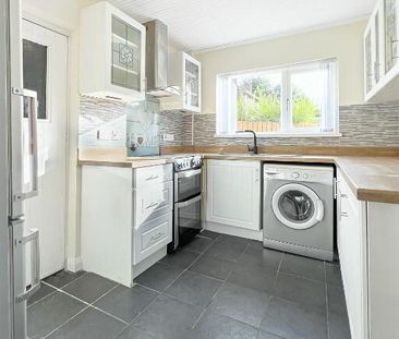 19 Knockwood Park, Belfast, BT5 6GA - Photo 4