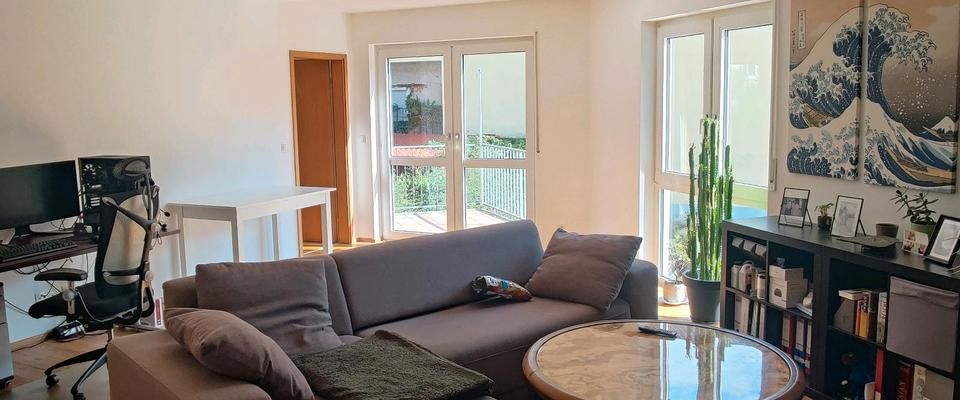 Helle, 2,5 Zimmer Wohnung mit Südbalkon in Top-Lage - Photo 1