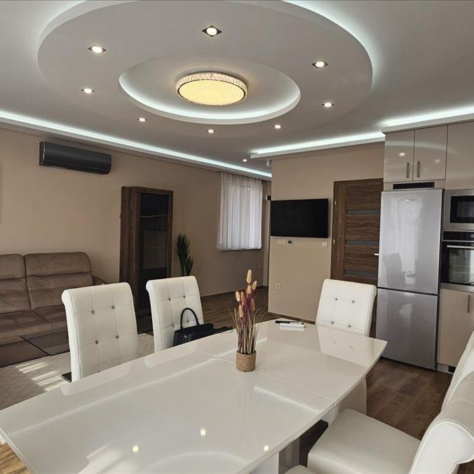 Kiadó luxus lakás - Debrecen - Fotó 1