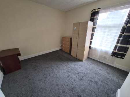 Carnation Road, Southampton - Photo 4