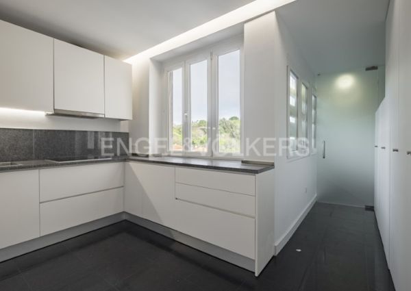Apartamento T4 em Lisboa
