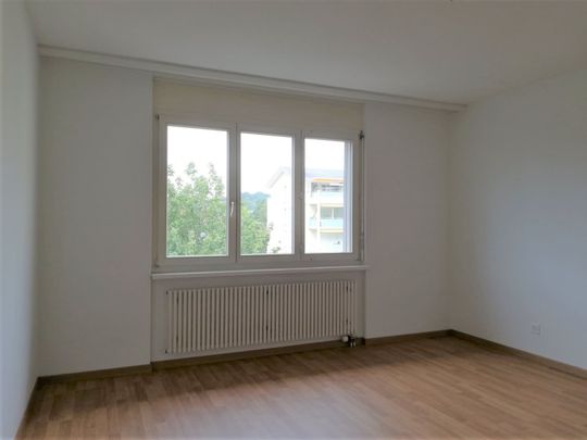 4.5 Zimmer, 95 m², 2. Stock - Photo 1