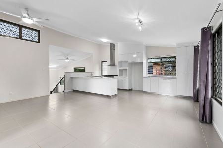 172 Thorneside Road, 4158, Thorneside Qld - Photo 5