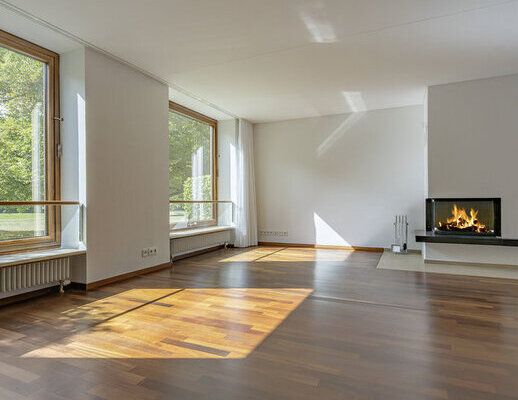 Ruhiges Wohnen mit Kamin in zentraler Lage - Photo 1