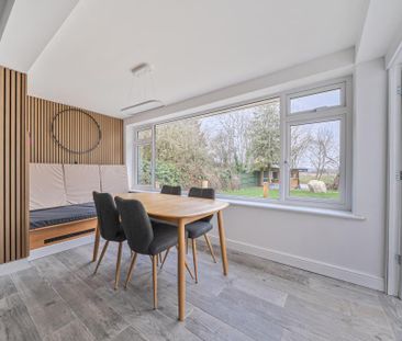 3 bedroom detached bungalow to rent - Photo 4