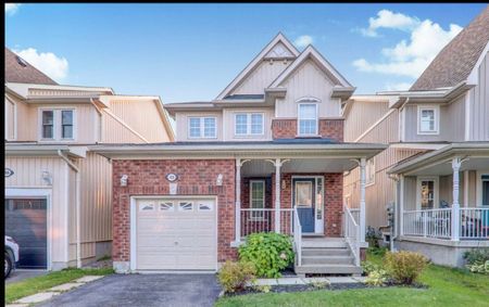 For Lease - 48 Cranborne Crescent, Whitby, Ontario - Photo 4