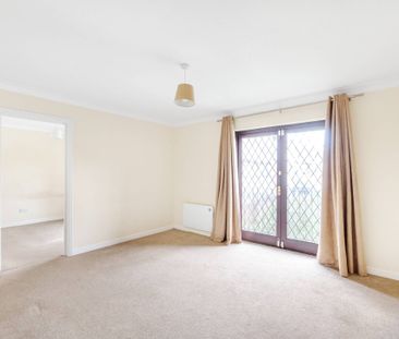 Robina Close, Northwood, HA6 - Photo 5