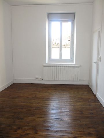 Location Appartement 3 pièces 87m² CASTELNAUDARY 11400 - Photo 3
