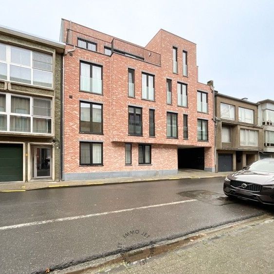 Mooi energiezuinig éénslaapkamer-appartement dichtbij centrum Beveren - Photo 1