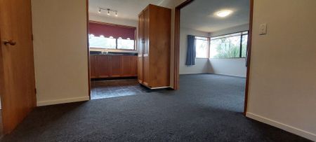 Tidy Two-Bedroom Home in a Quiet Timaru Neighbourhood - Photo 4