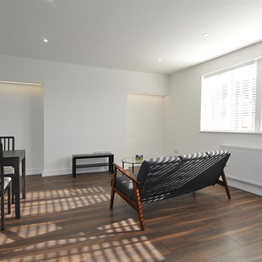 Addison Road, Flat 5, Plymouth - Photo 1