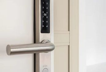 Carrer del Consell de Cent, Barcelona, Catalonia 08011