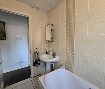 2 bedroom house to rent - Photo 3