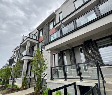 For Lease - 70 Knotsberry Circle Unit# #60, Brampton, Ontario - Photo 3