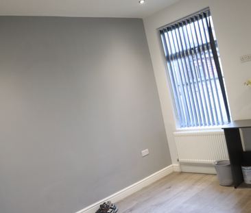 3 bedroom terraced house to rent - Photo 3