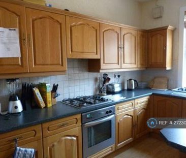 1 bedroom in a house share to rent - Photo 4