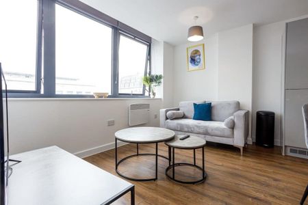 1 bedroom serviced apartment to rent - Photo 3