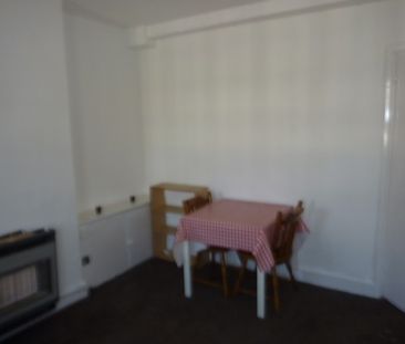 Nice 1 bedroom flat for rent located 1 min away from Archway tube! - Photo 6