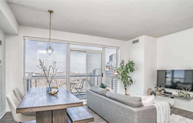 For Lease - 30 Heron's Hill Way Unit# 1906, Toronto, Ontario - Photo 1